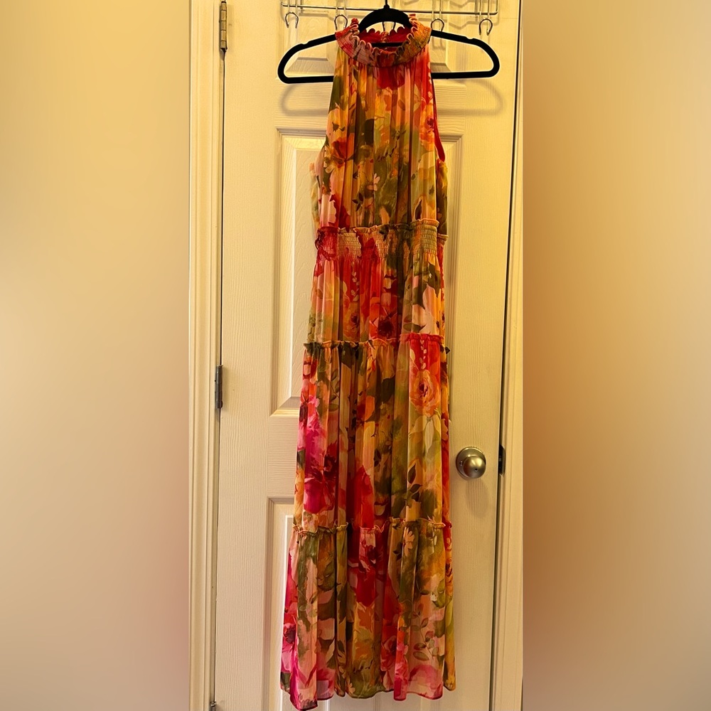 New W/Tags- Beautiful floral print Maxi Dress